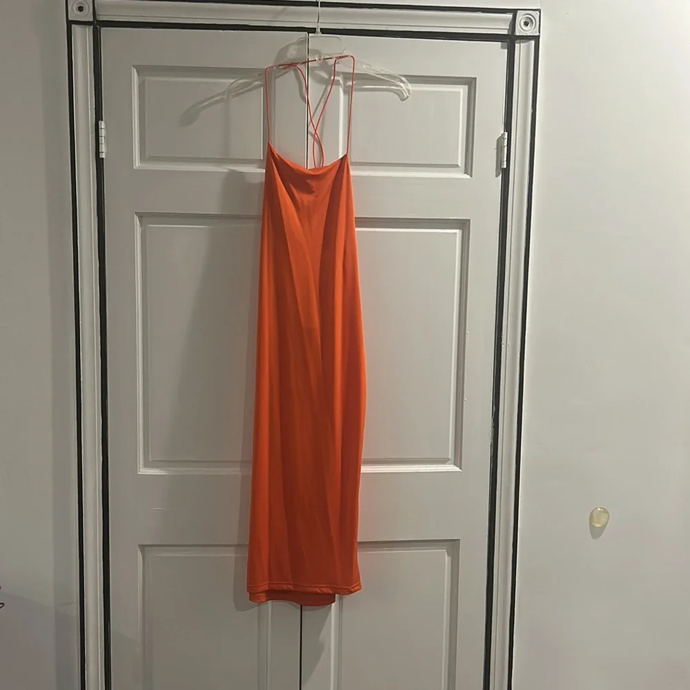 Orang midi backless dress - Picture 3 of 6